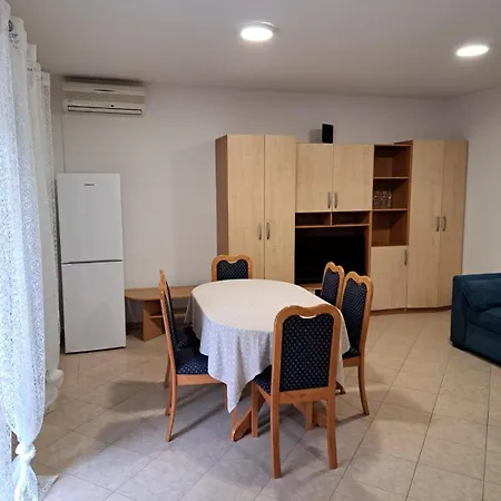Prsa Povljana