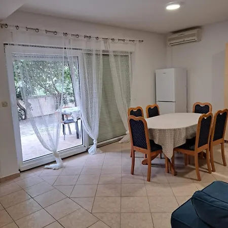 Prsa Apartament *